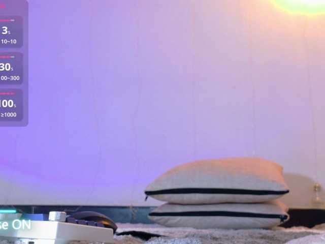 Sarasavaagee live cam on BongaCams