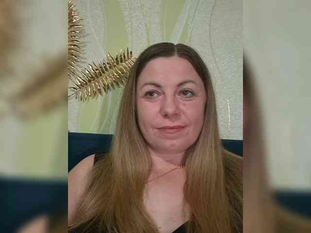 Mishellca webcam