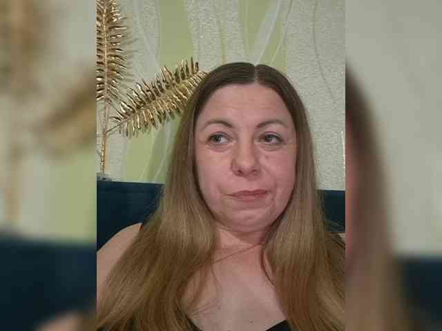 Mishellca webcam
