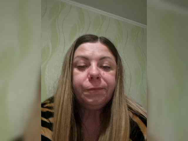 Mishellca webcam