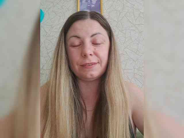 Mishellca webcam