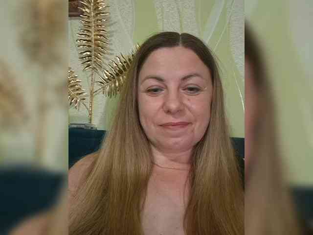Mishellca webcam