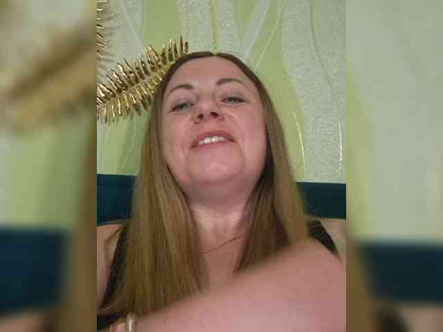 Mishellca webcam