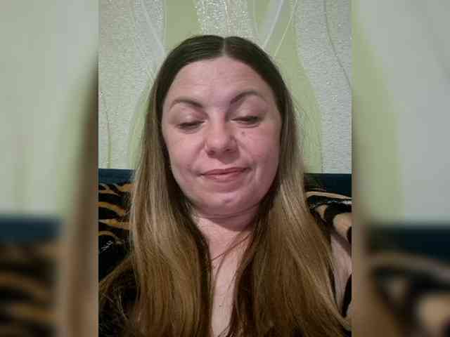 Mishellca webcam