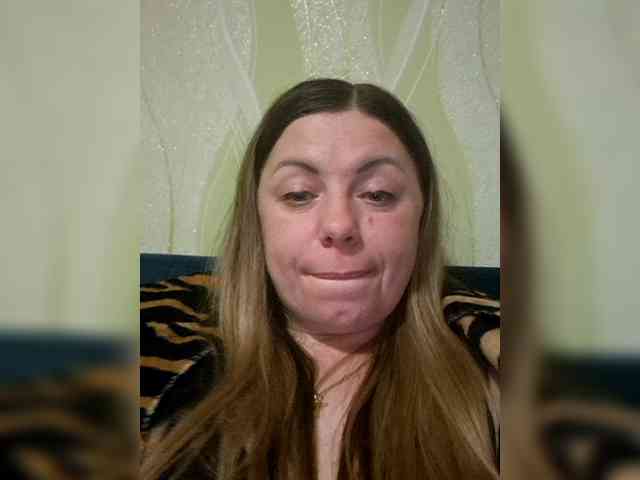 Mishellca webcam