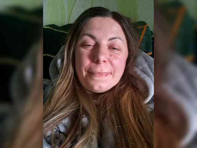 Mishellca webcam