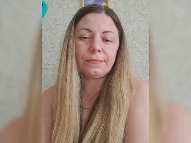 Mishellca webcam