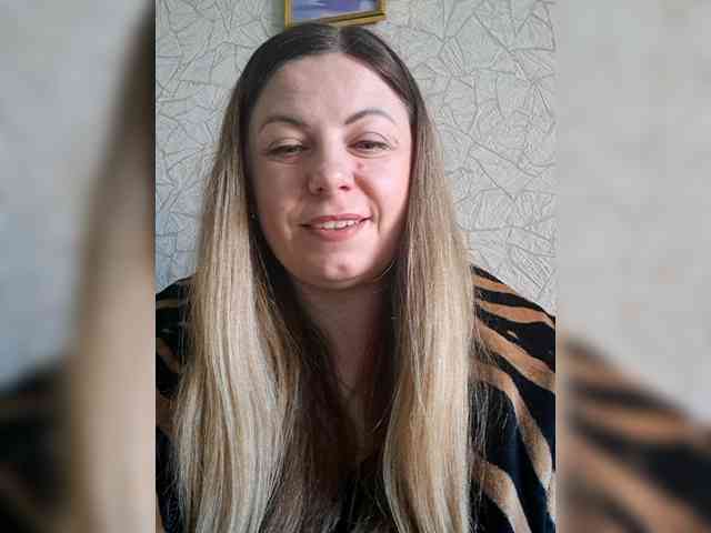 Mishellca webcam
