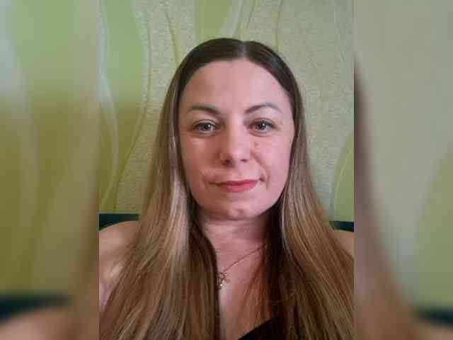 Mishellca webcam