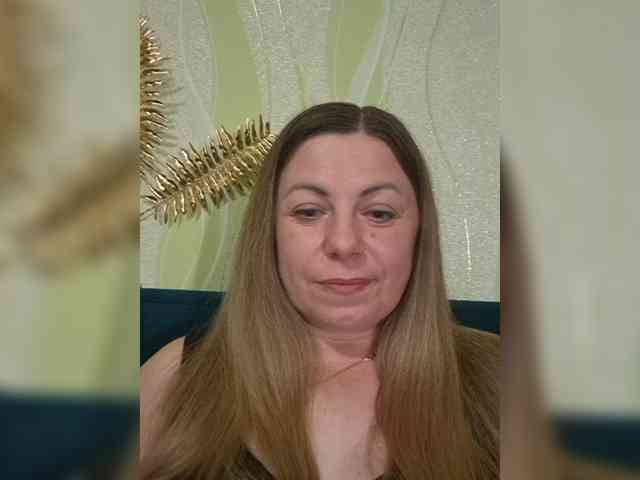 Mishellca webcam