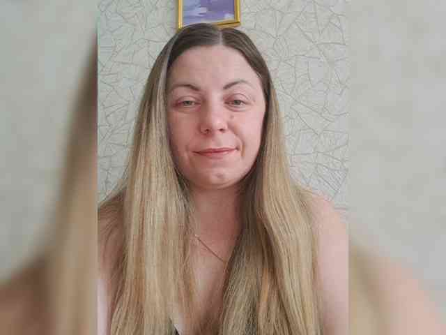 Mishellca webcam