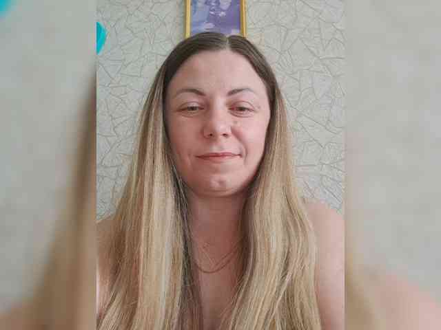 Mishellca webcam