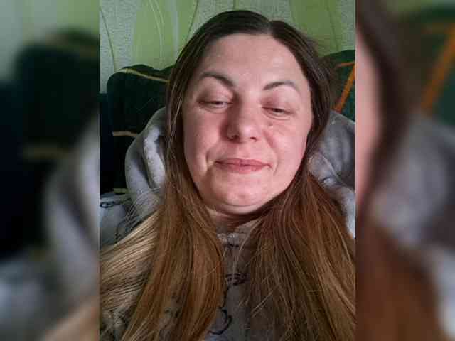 Mishellca webcam