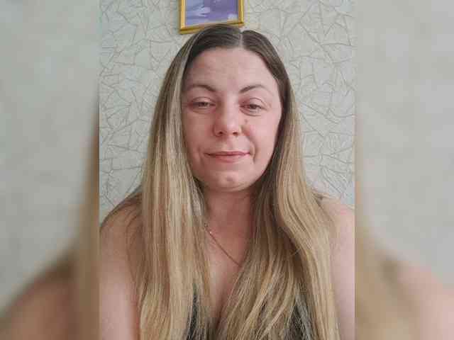 Mishellca webcam