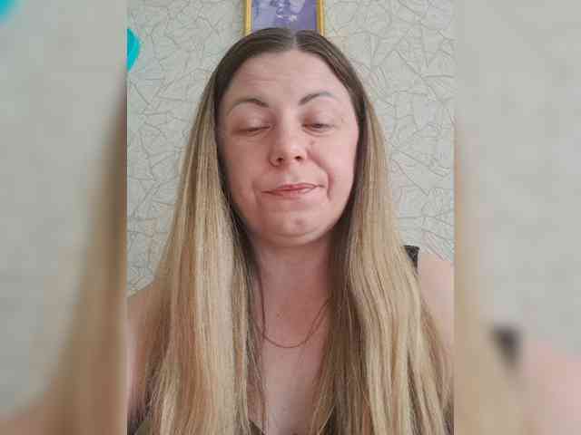 Mishellca webcam