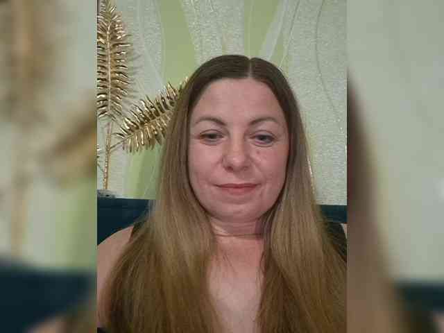 Mishellca webcam