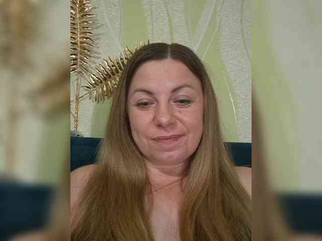 Mishellca webcam