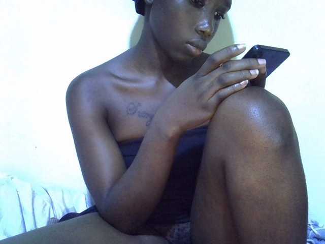 sexyshary live cam on BongaCams