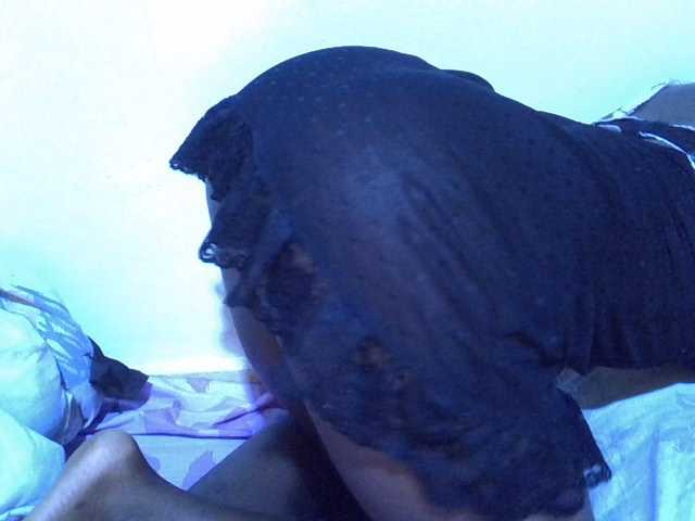sexyshary live cam on BongaCams