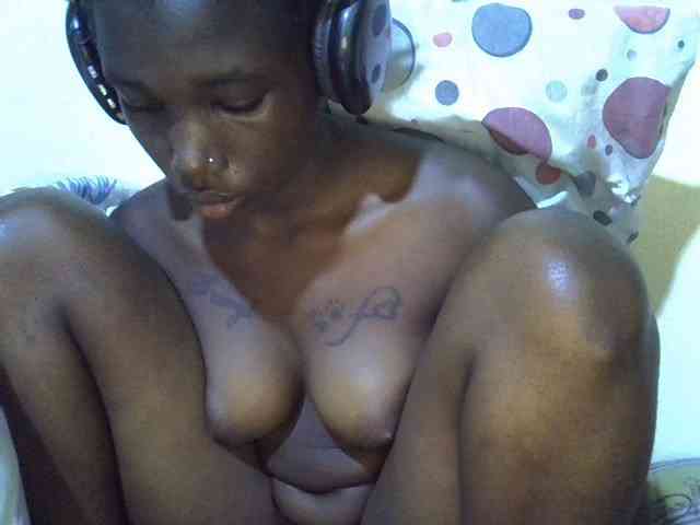 sexyshary webcam