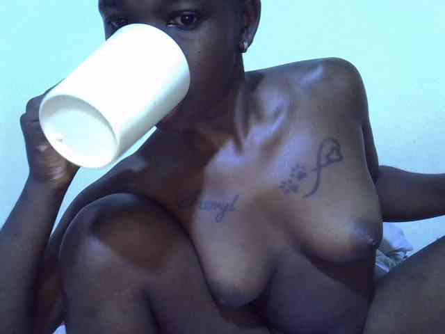 sexyshary webcam