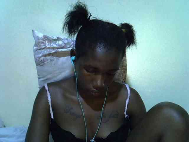 sexyshary webcam