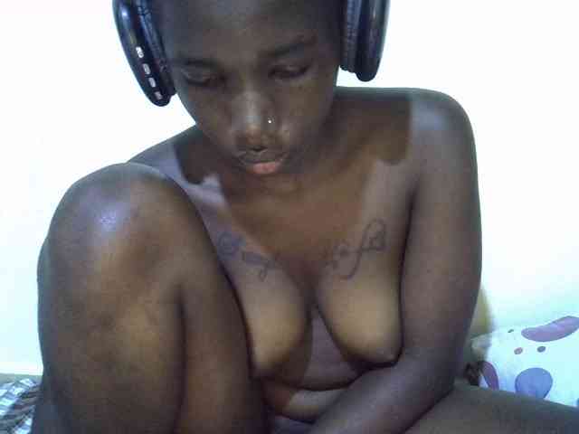 sexyshary webcam