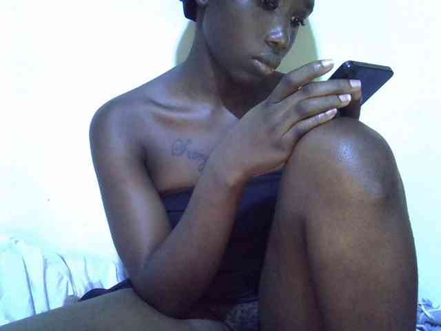 sexyshary webcam