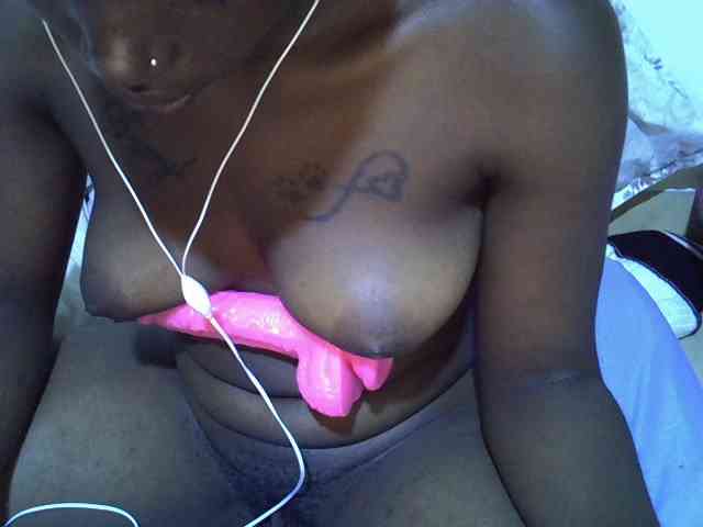 sexyshary webcam