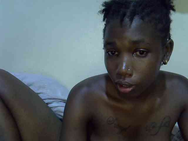 sexyshary webcam