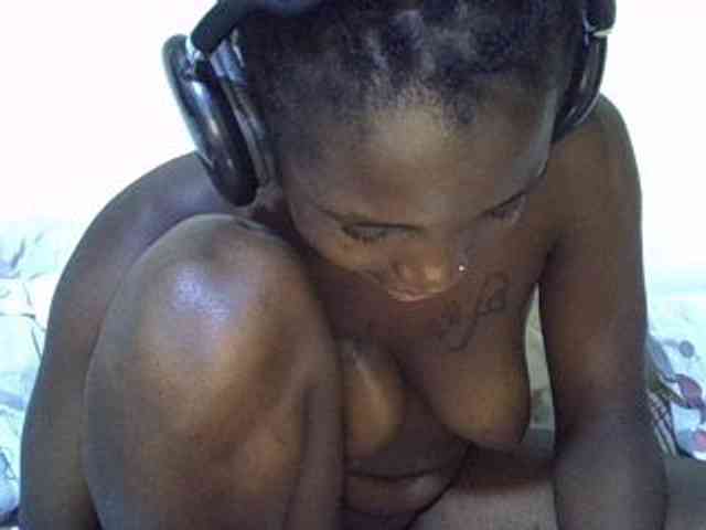 sexyshary webcam