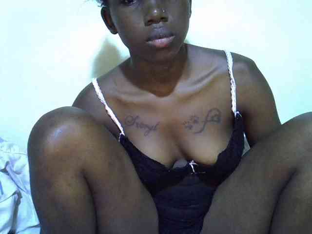 sexyshary webcam