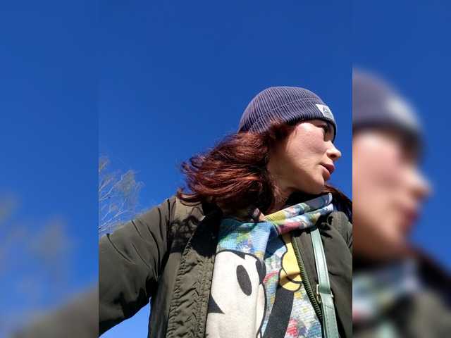 Marry357's BongaCams show and profile