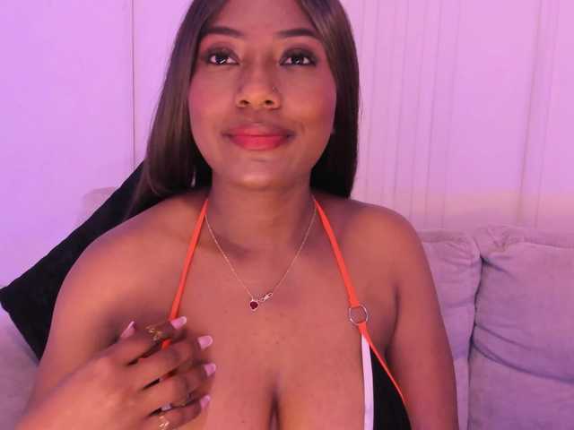 Arianaa-Cooper's BongaCams show and profile