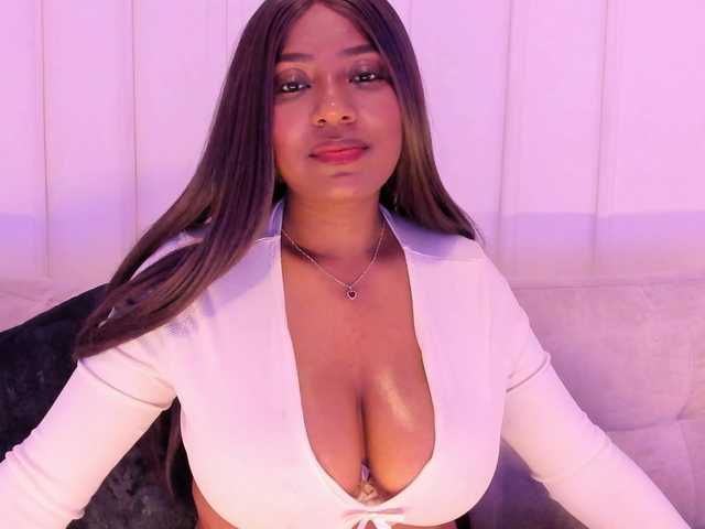 Arianaa-Cooper's BongaCams show and profile