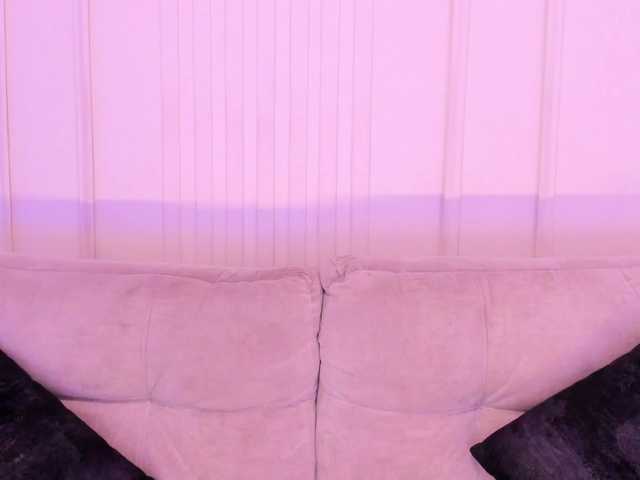 Arianaa-Cooper's BongaCams show and profile