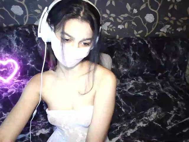 Nixiea live webcam show
