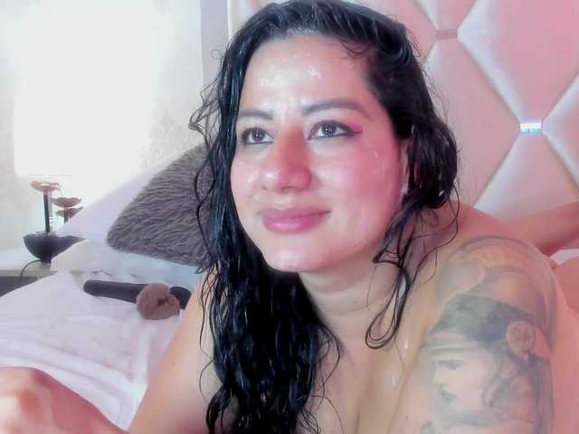 selenecarter's BongaCams show and profile