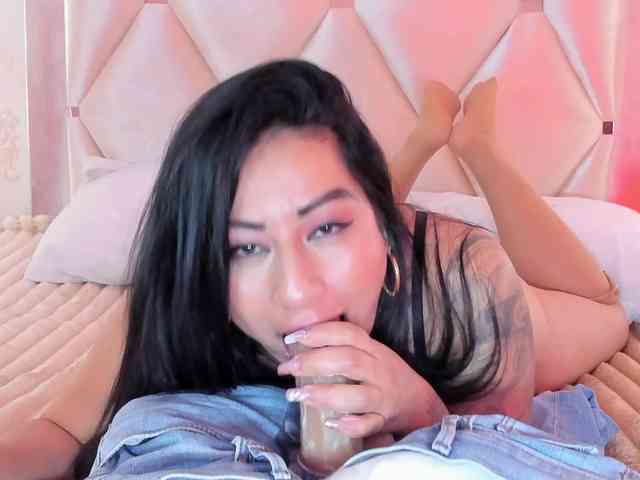 selenecarter webcam