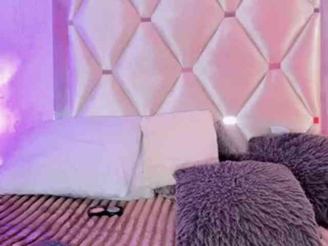 selenecarter webcam