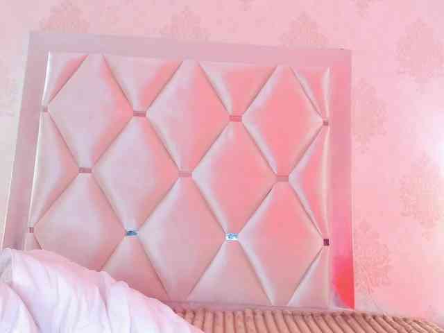 selenecarter webcam