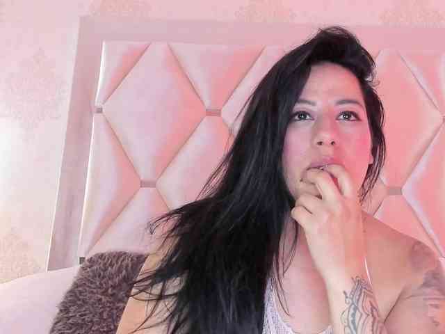 selenecarter webcam