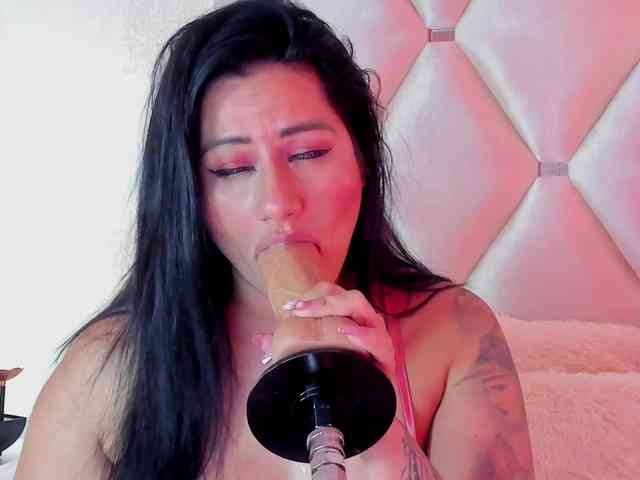 selenecarter webcam