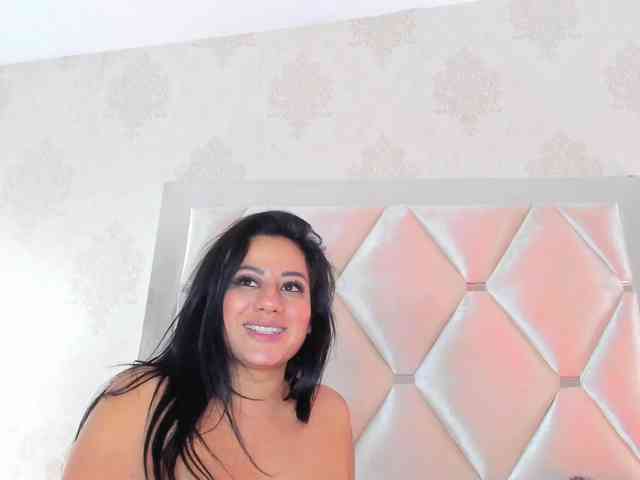 selenecarter webcam