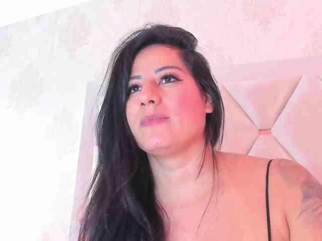 selenecarter webcam