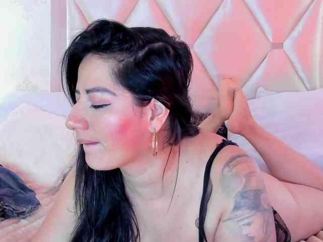 selenecarter webcam
