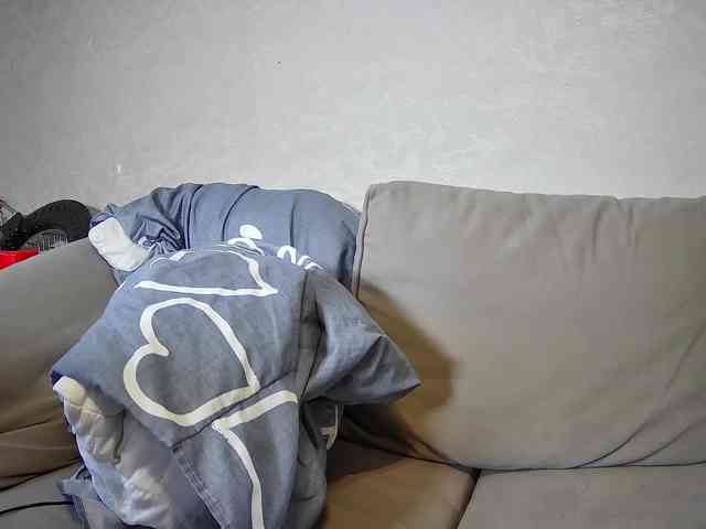 Sasyhk01's cam show statistics and live stream