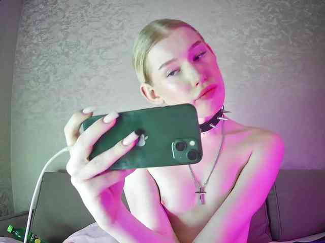 sasyhk01 Sex Cam Show