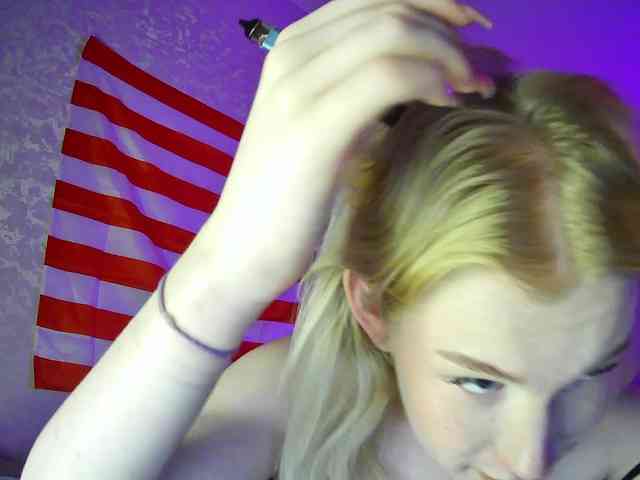 sasyhk01 Live Webcam on BongaCams