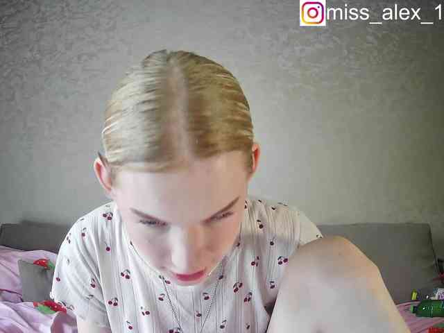 sasyhk01 Sex Cam Show